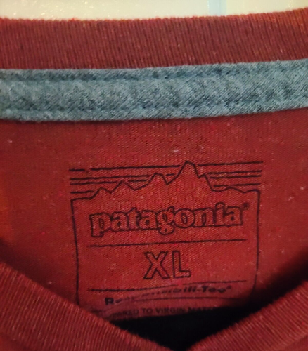 Patagonia Herren Longsleeved Line Logo Ridge Responsibili-Tee®: Burnished Red XL - Bild 3 von 4