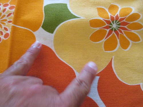 Lot 12 serviette de table vintage années 70 orange à fleurs 47 x 43 cm - Picture 3 of 7