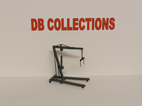 DIORAMA ACCESSORY WORKSHOP CRANE 1/18 COLORS TO CHOOSE FROM - Picture 6 of 8