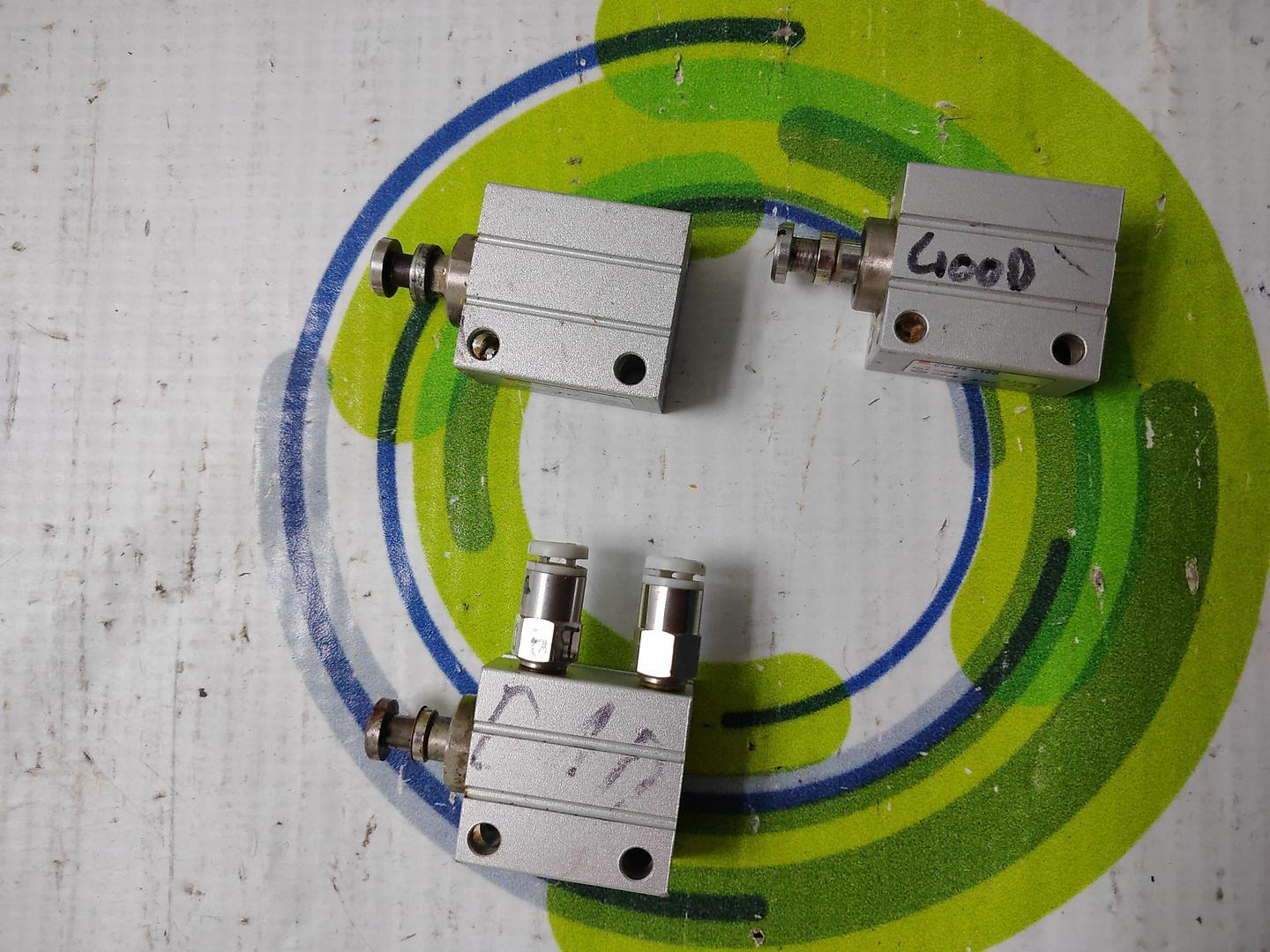 SMC CUJB8-100 SMALL FREE MOUNTING CUJB CYLINDER- LOT OF 3 UNITS
