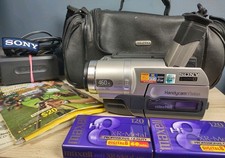   Sony Handycam Vision CCD-TRV308 NTSC Video Hi8 Camcorder  Accessories. Works 