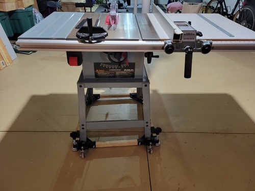 Delta TabLe Saw 10" 34-444 and Delta Single stage Dust Collector 50-840
