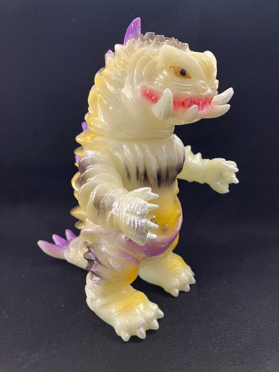 Yamomark Bogura GID Glow Sofubi Kaiju Indie Vinyl Figure Rare Japan