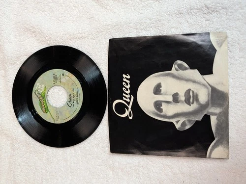 Queen 45 We Are The Champions/We Will Rock You 1977 Elektra 1st Press w/Sleeve