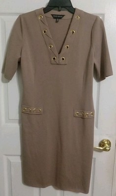 Ming Wang Knit Dress Tan With Gold Grommet V Neck Knee Stretch Size X- Small