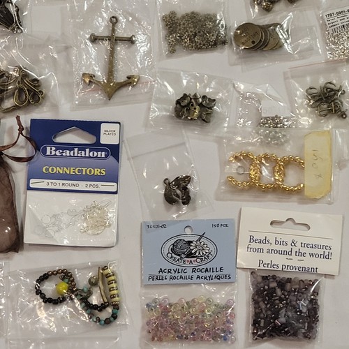 Jewelry Making Supply and Beads Mix Lot 2.2 Lbs - Picture 9 of 10