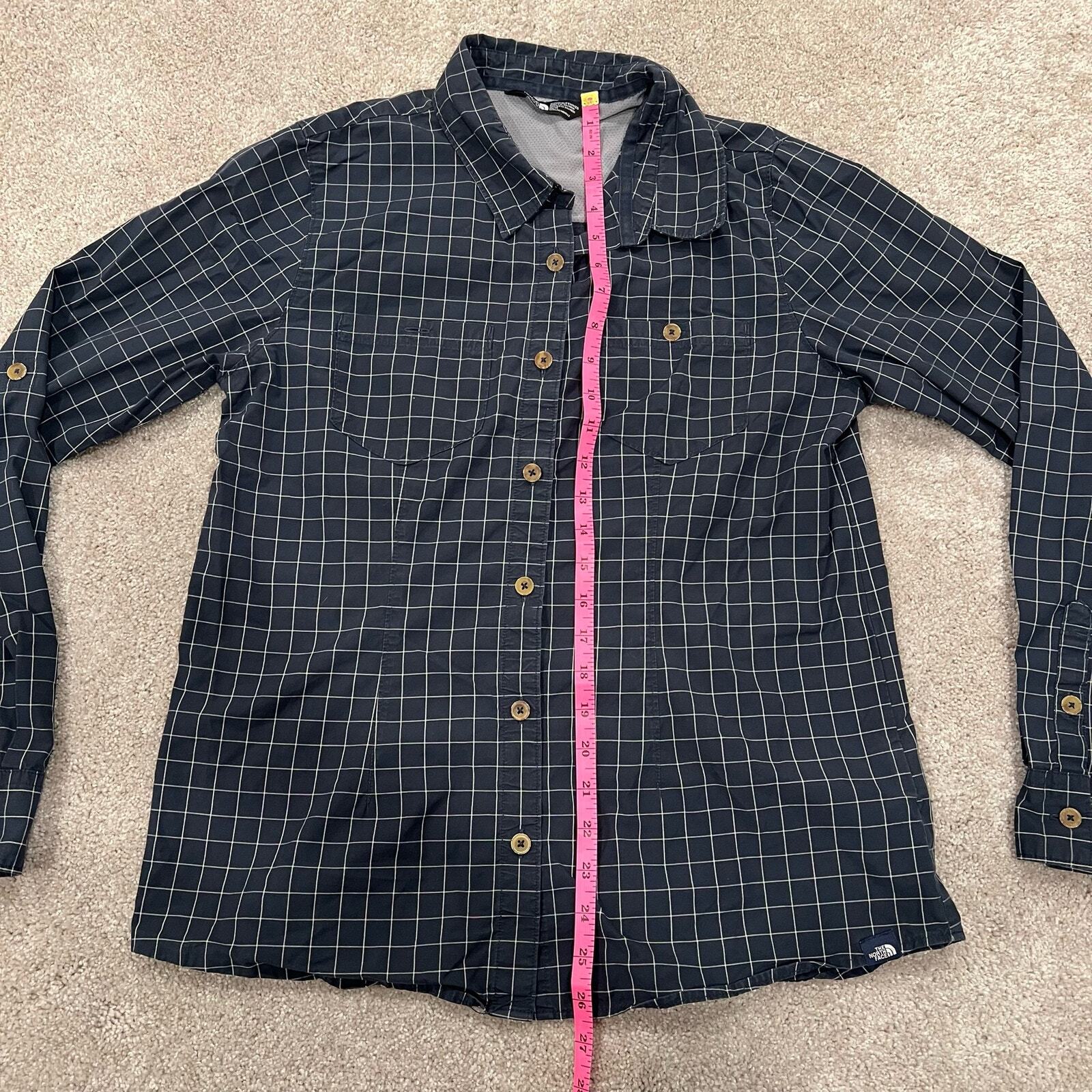 The North Face Women's Button Down Shirt Blue and White Size Medium thumbnail 8