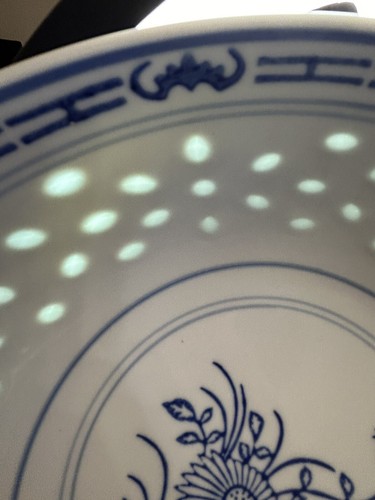 Jingdezhen China Rice Eyes Blue White Chrysanthemum Porcelain Cup Bowl 8”W 3.5”H - Bild 5 von 9