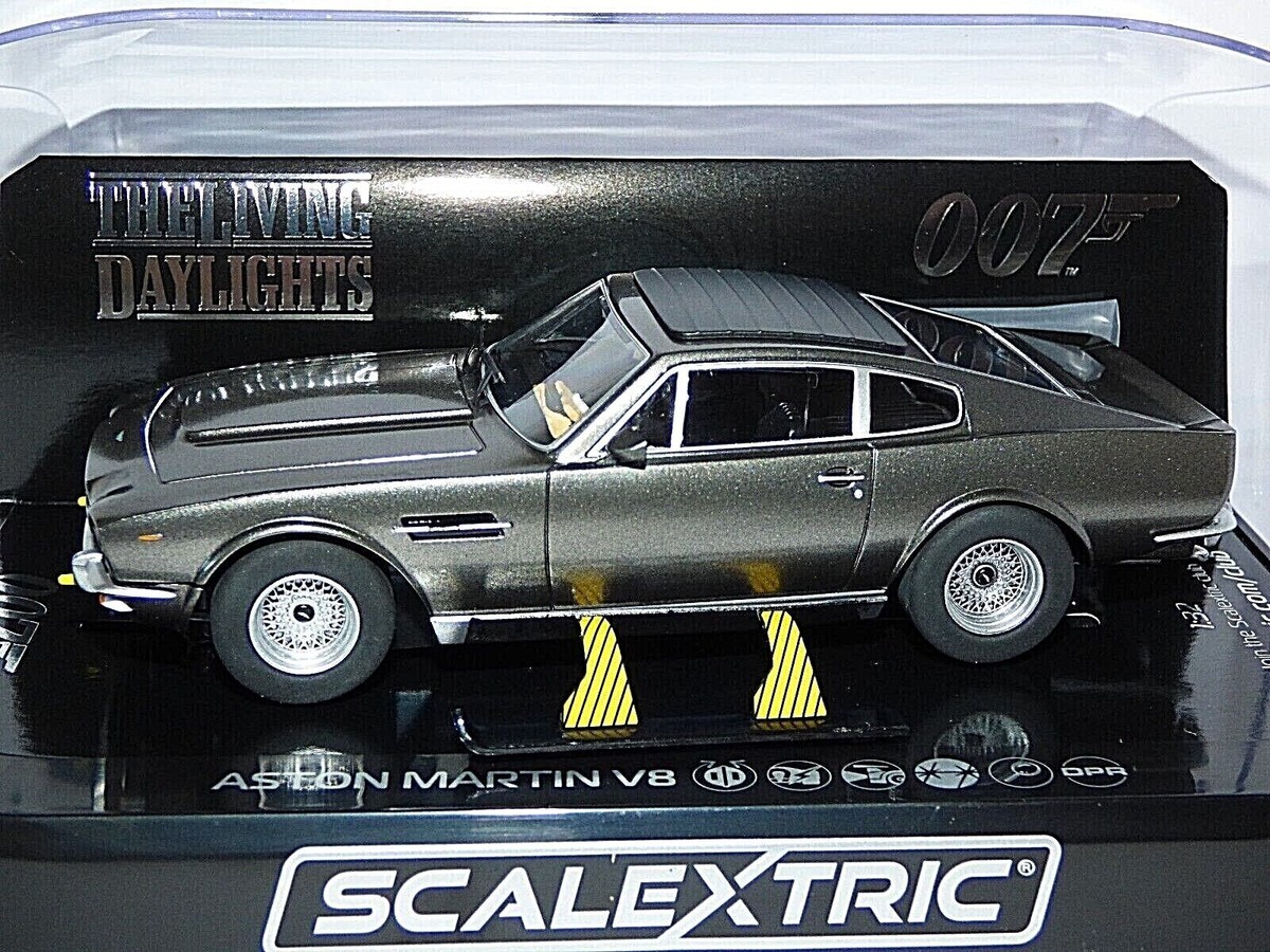 Scalextric C68 Aston Martin without lights Red