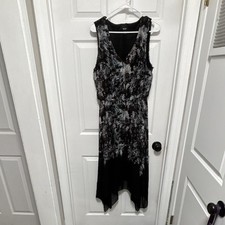 Simply Vera Vera Wang XL Black/Gray Abstract A-Line Knee Dress V-Neck Sleeveless