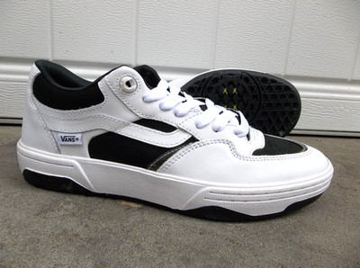 NWT MEN'S VANS SKATE ROWAN 2 SNEAKERS/SHOES SIZE 9.BRAND NEW FOR 2025.SAVE