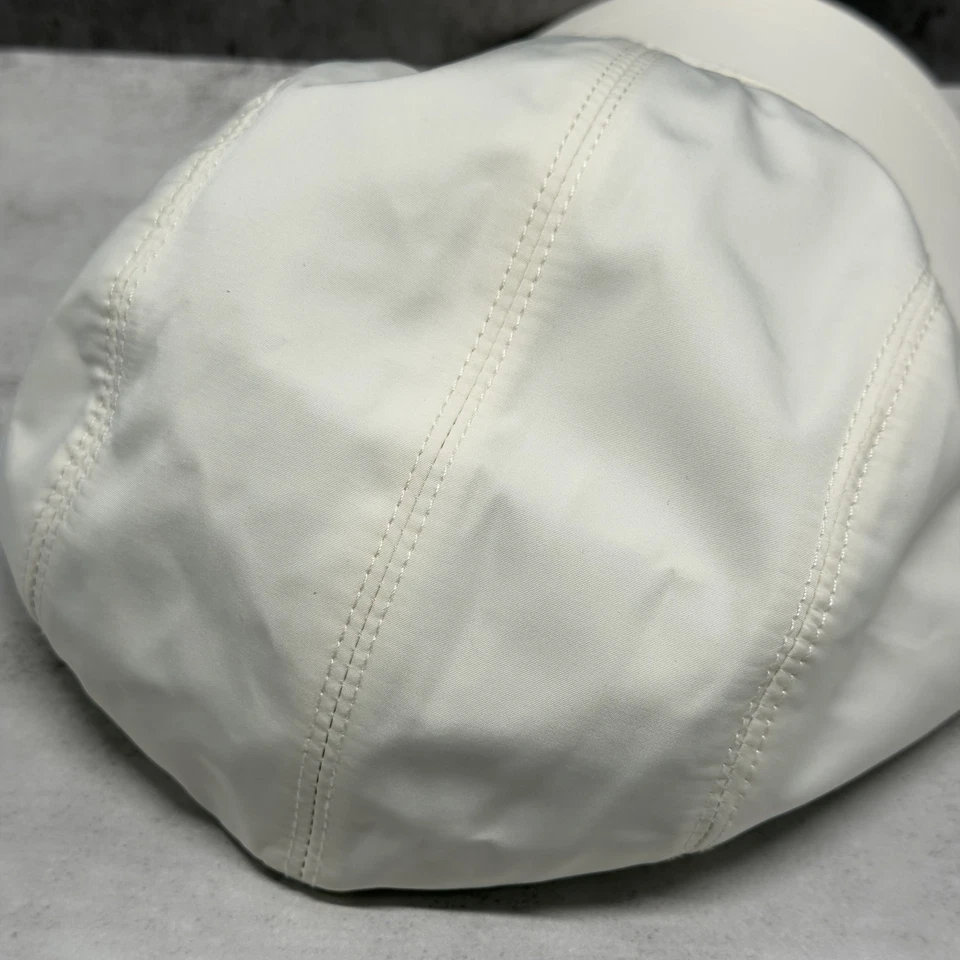 Gorra de béisbol ligera Brunello Cucinelli para hombre con logotipo rojo crema Foto 4 de 4