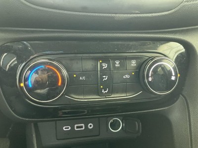 Used A/C Selector Switch fits: 2020 Buick Encore gx front semi automatic tempera