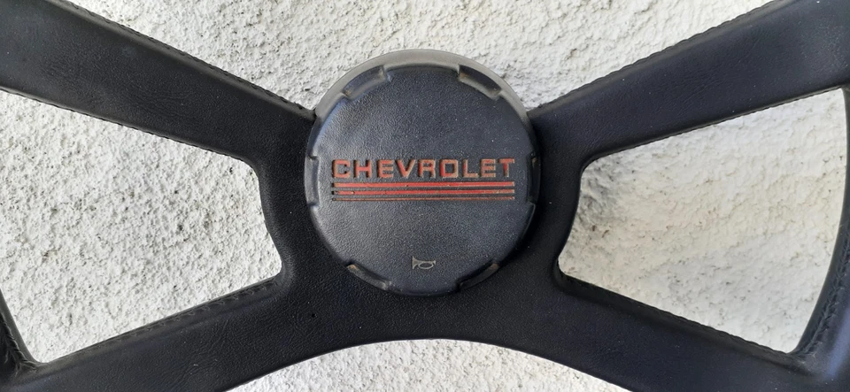 Volante para camioneta Chevrolet GMC 88-94 C1500 C2500 Silverado Suburban Sierra Foto 2 de 4