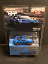 Mini Gt 1/64 Bugatti Divo Left Handle Blue