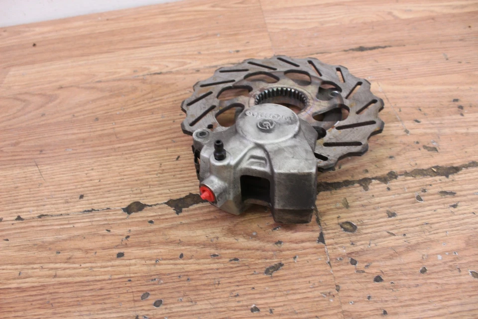 Pinza de freno Ski-Doo Summit X 800R XM 2015 con disco Foto 3 de 4