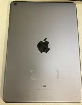 Apple A1893 iPad 6th Generation Wi-Fi 128GB 9.7