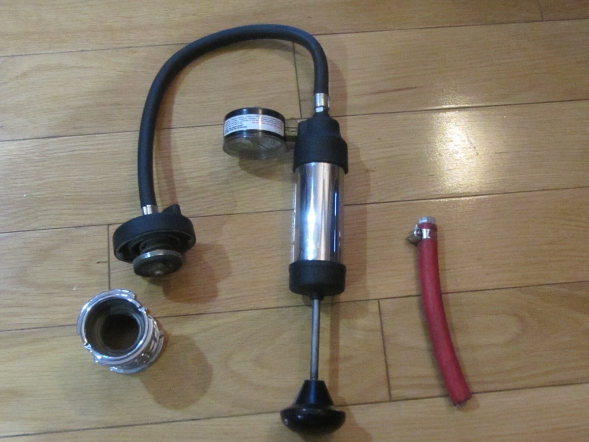 NAPA Balkamp Cooling System Pressure Tester 700-1129 W/Case! COOL