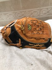 Mizuno MZ-3600S Large Handed 12.75  Baseball Softball Glove Right Throw