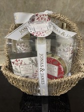 Jonas & James Winter Berry Clementine Bath Set 5 Items New