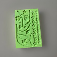 Wilton Silicone Nature Designs Fondant and Gum Paste Mold - Cake Decorating