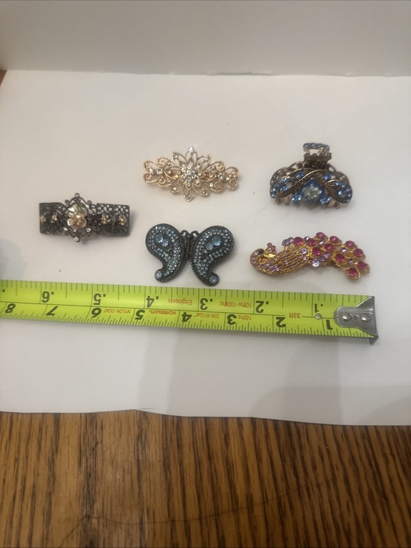 5 Vintage Hair Clips 