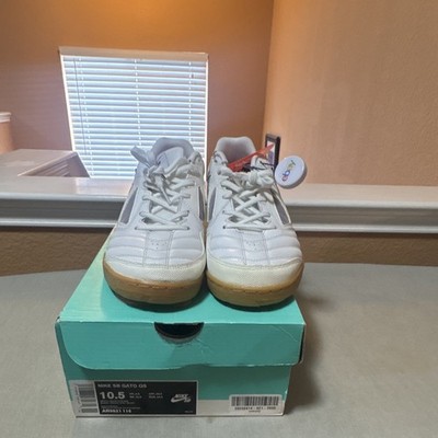 Nike Supreme x Gato SB White Sneakers Size 10.5