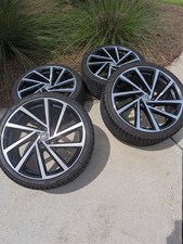 Set Of 4 Oem Vwaudi 19x8 Englishtown Wheels Wpirelli P Zero 2353519 Tires Set Of 4 Oem Vwaudi 19x8 Englishtown Wheels Wpirelli P Zero 2353519 Tires
