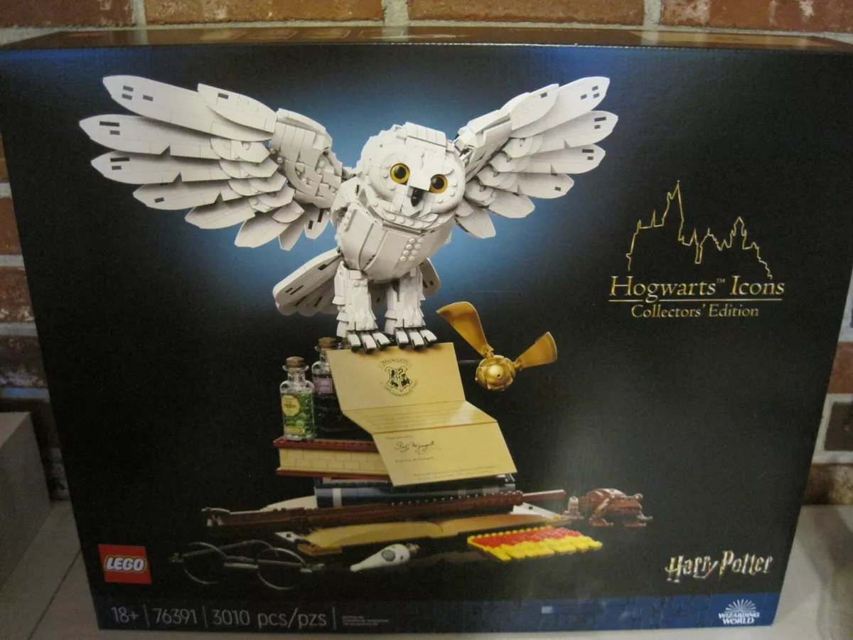 LEGO Harry Potter Hogwarts Icons - Collectors' Edition 76391 by LEGO  Systems Inc.