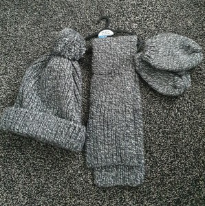 boys hat and glove set