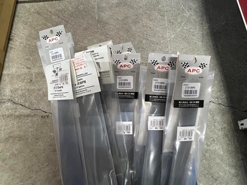 APC 21x10WPN Gas/Glow Propeller - Picture 2 of 4