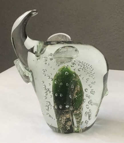 Vintage Murano Handblown Bubble Glass Abstract Elephant with Green Inside Accent - Picture 1 of 8