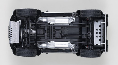 MERCEDES-BENZ G500 2 SQUARED 4X4 GLOSS BLACK 1:18 AUTOART 76317 NO LONGER MADE - Picture 13 of 17