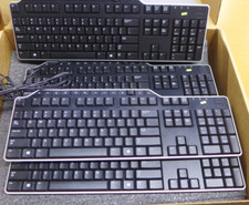  LOT OF 4 Dell KB522 Multimedia USB Wired Keyboard 2-Port 2FVXN