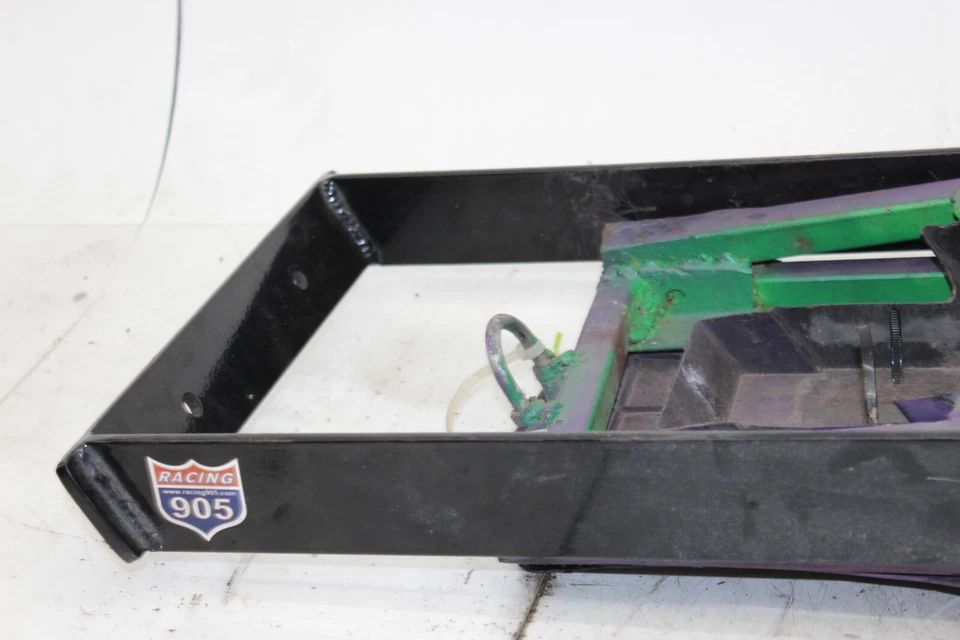 04 05 SUZUKI GSXR 600 750 SUBCHASIS SUBMARCO ACROBACIAS RELOJ BARRA CON RUEDAS Foto 2 de 4