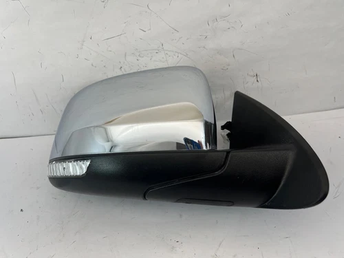 2011-2018 Dodge Durango Passenger Right mirror power Chrome turn signal