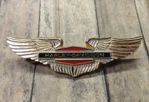 Harley Davidson Motorcycle Bar Shield Wings Lapel Hat Pin Pinback