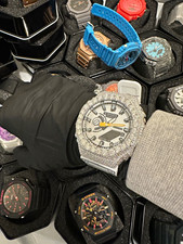 Casio G-SHOCK Analog-Digital 200m Quartz Whit...