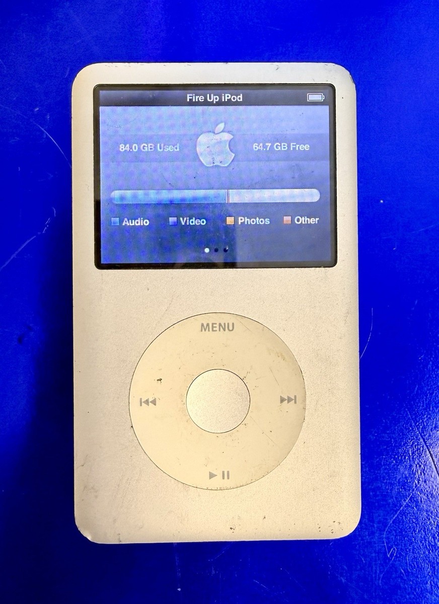 Apple iPod Classic 7th Generation 160GB -Silver A1238 (MC293LL) W