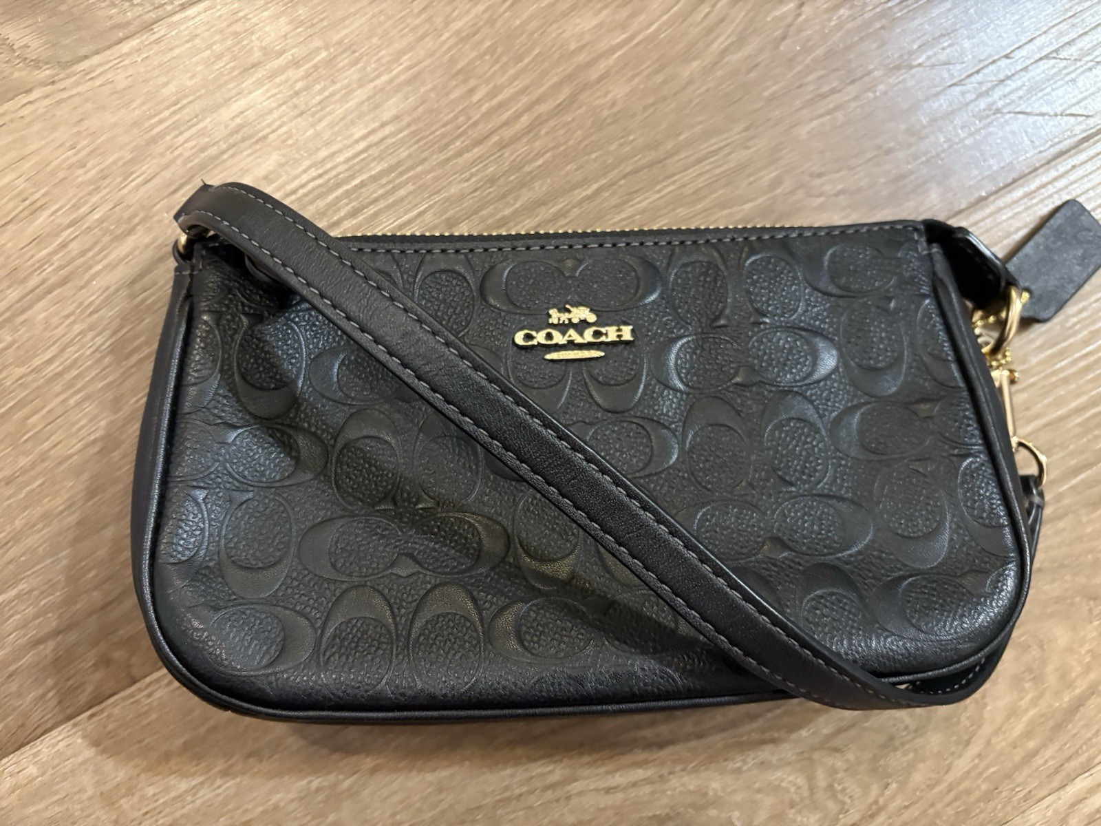 coach tiny black canvas - image 2