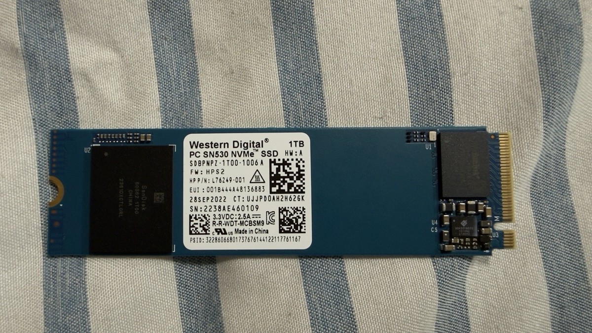Western Digital PC SN530 1TB M.2 2280 NVMe Internal SSD (SDBPNPZ