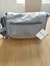 BB GEAR CROSS HATCH DUFFEL MESSENGER BABY DIAPER BAG GRAY