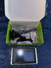 Garmin nuvi 1350 Automotive Mountable