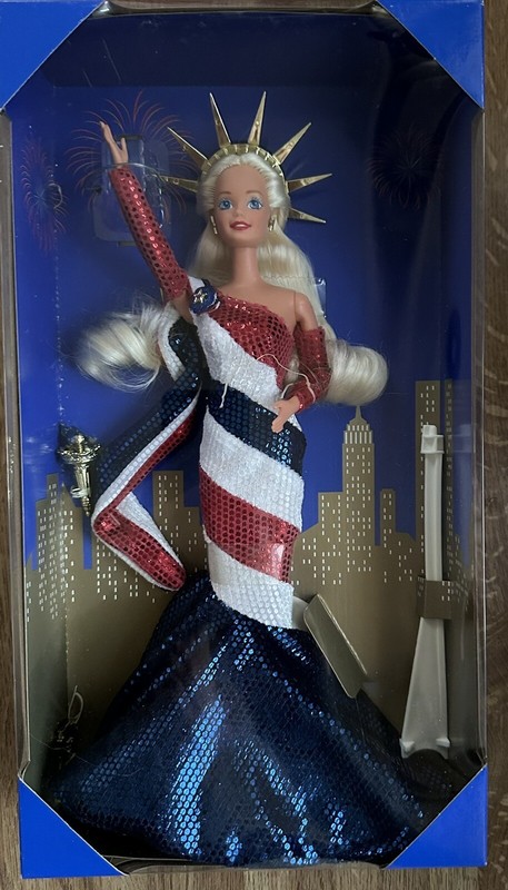 Barbie Statue of Liberty Limited Edition FAO Schwarz Doll 1995 New In Box