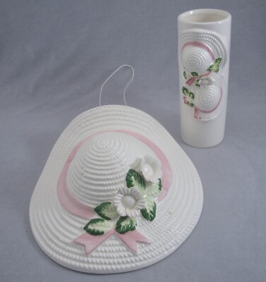 Nancy Pew Giftwares White Ceramic Straw Hat Wall Pocket and Bud Vase 3D Flowers