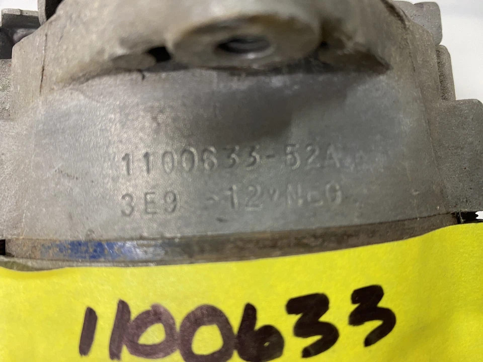 Chevrolet Corvette 1100633 1963 52 amperios alternador 3E9 Foto 2 de 4