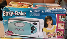 2007 HASBRO EASY BAKE OVEN / SNACK CTR TEAL WHITE COMPLETE OPEN BOX DAMAGED