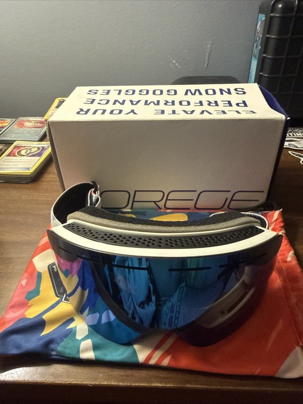TOREGE Ski Goggles Anti Fog Dual-Layer UV Protection Snowboard Goggles OTG Sn...