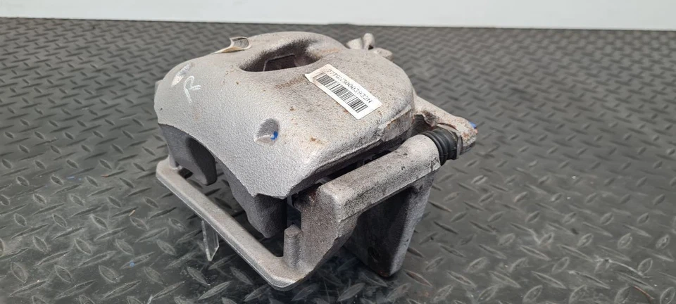 PEUGEOT 508 MK2 (PH1) (R8) 2021 1.6 HYBRID RIGHT FRONT BRAKE CALIPER 1612372380 - Image 2 of 4