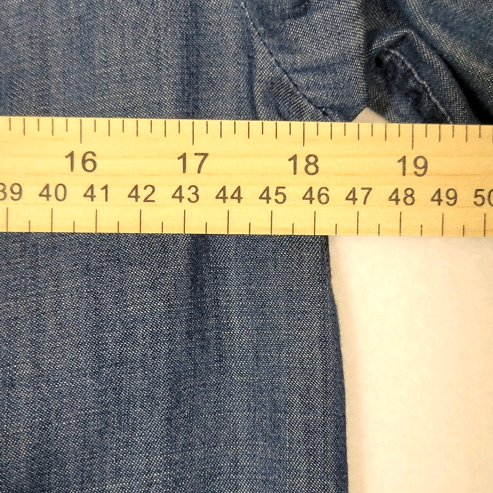 Talbots Vertically Striated Lightweight Denim Shi… - image 6